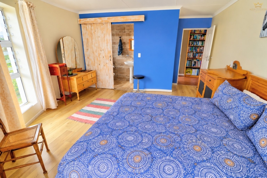 4 Bedroom Property for Sale in Bettys Bay Western Cape
